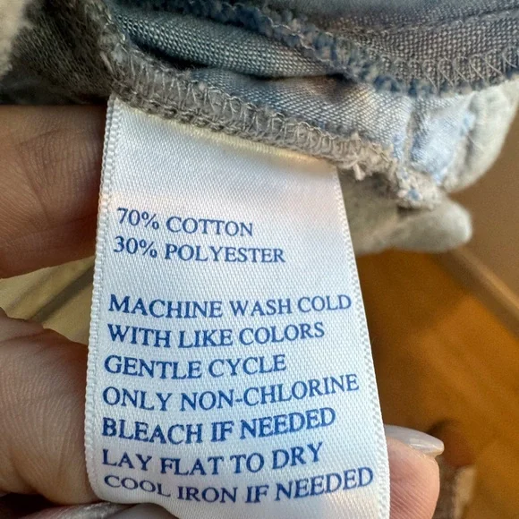 Southern Tide Quilted Pullover large - Picture 7 of 7